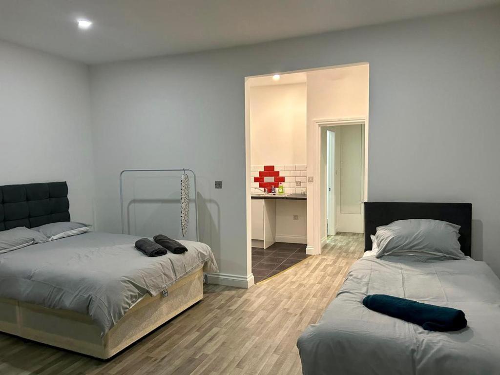 Апартаменты Cosy Studio In Liverpool City Centre Экстерьер фото
